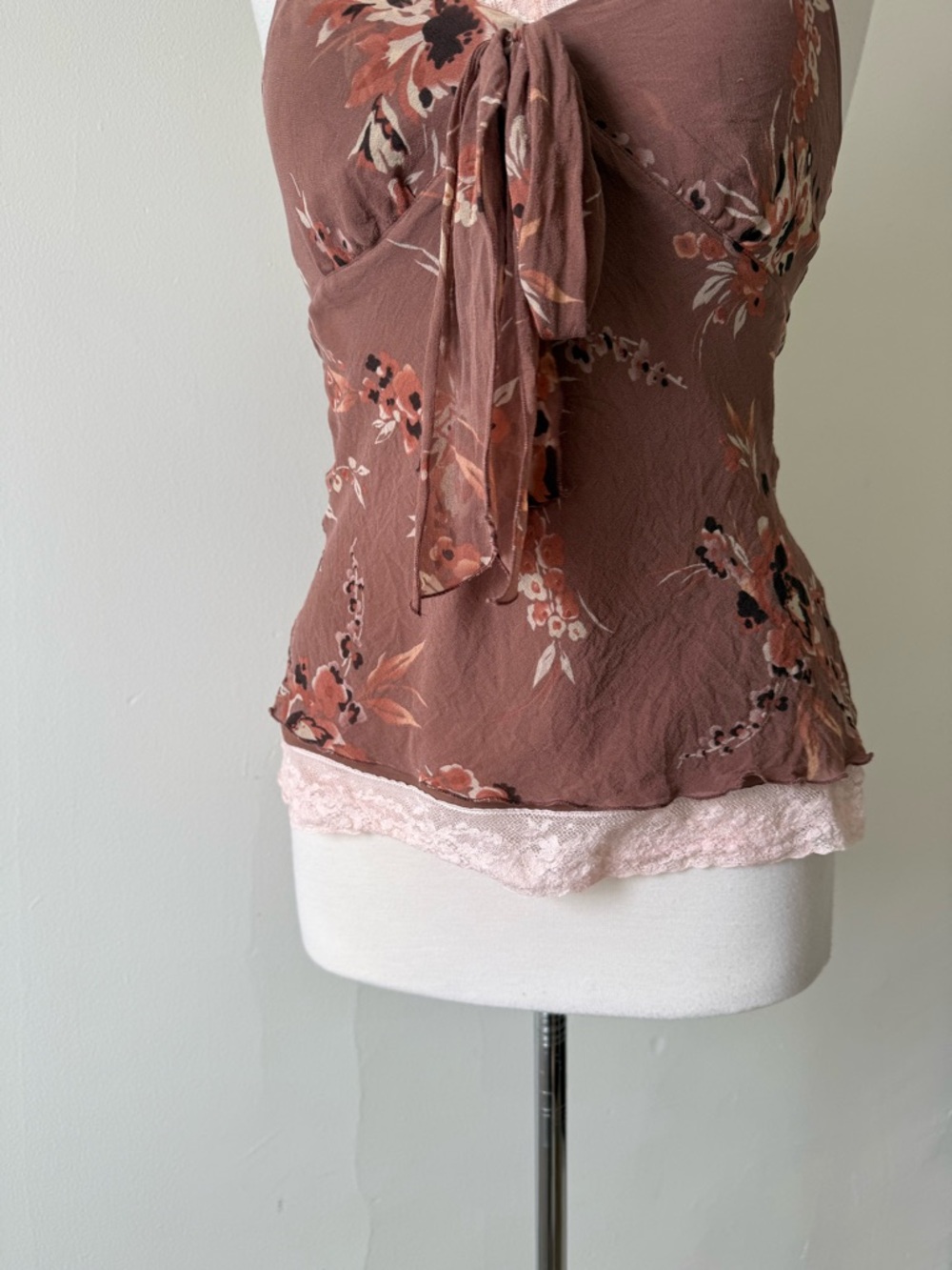 Banana Republic Silk Blend Floral Camisole Top Size 4 - Picture 4 of 9